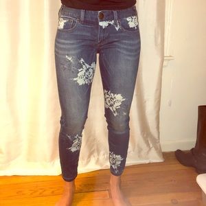 Women’s Free People jeans with flower print size27